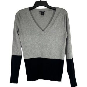 Audrey & Grace Womens Gray & Black Colorblock V-Neck Sweater Size Large Waist Sl